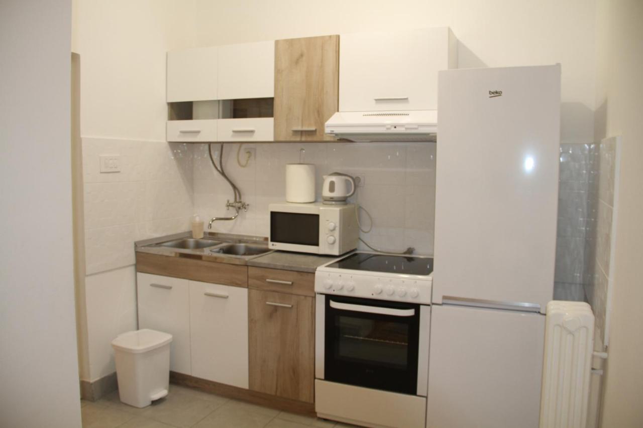 Apartment Sophie Novi Sad Buitenkant foto