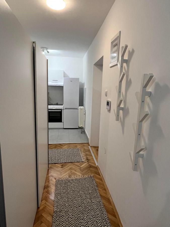 Apartment Sophie Novi Sad Buitenkant foto