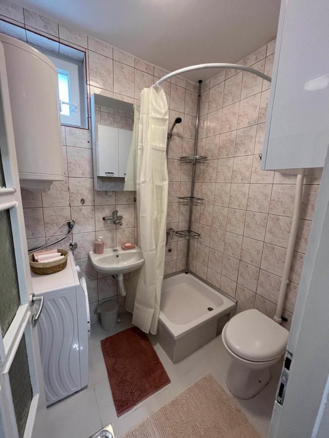 Apartment Sophie Novi Sad Buitenkant foto